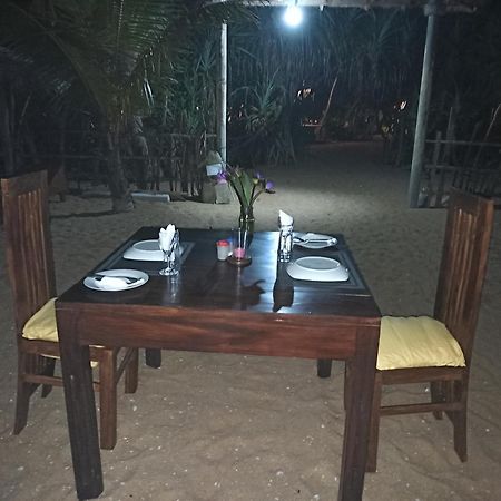 Ravana - Beach Cabanas Hikkaduwa Extérieur photo