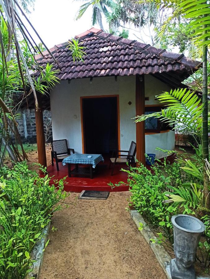 Ravana - Beach Cabanas Hikkaduwa Extérieur photo