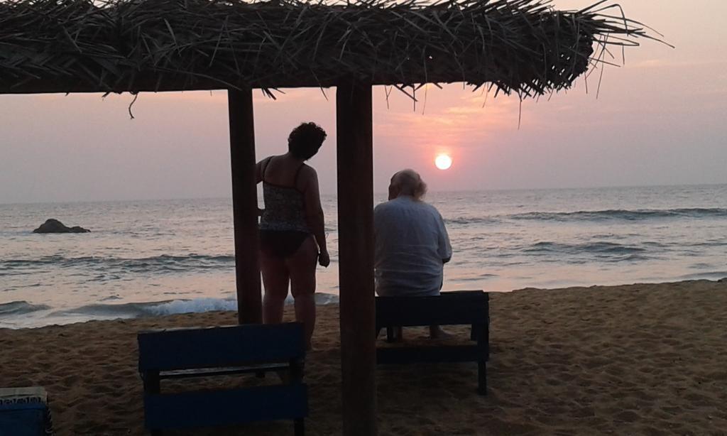 Ravana - Beach Cabanas Hikkaduwa Extérieur photo